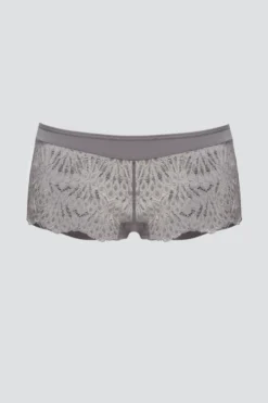 Hipster mit Spitze