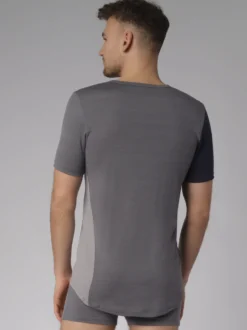 Kurzarm-Shirt aus Merinowolle | 150 g/m² | Extrem leicht auf der Haut | Atmungsaktiv