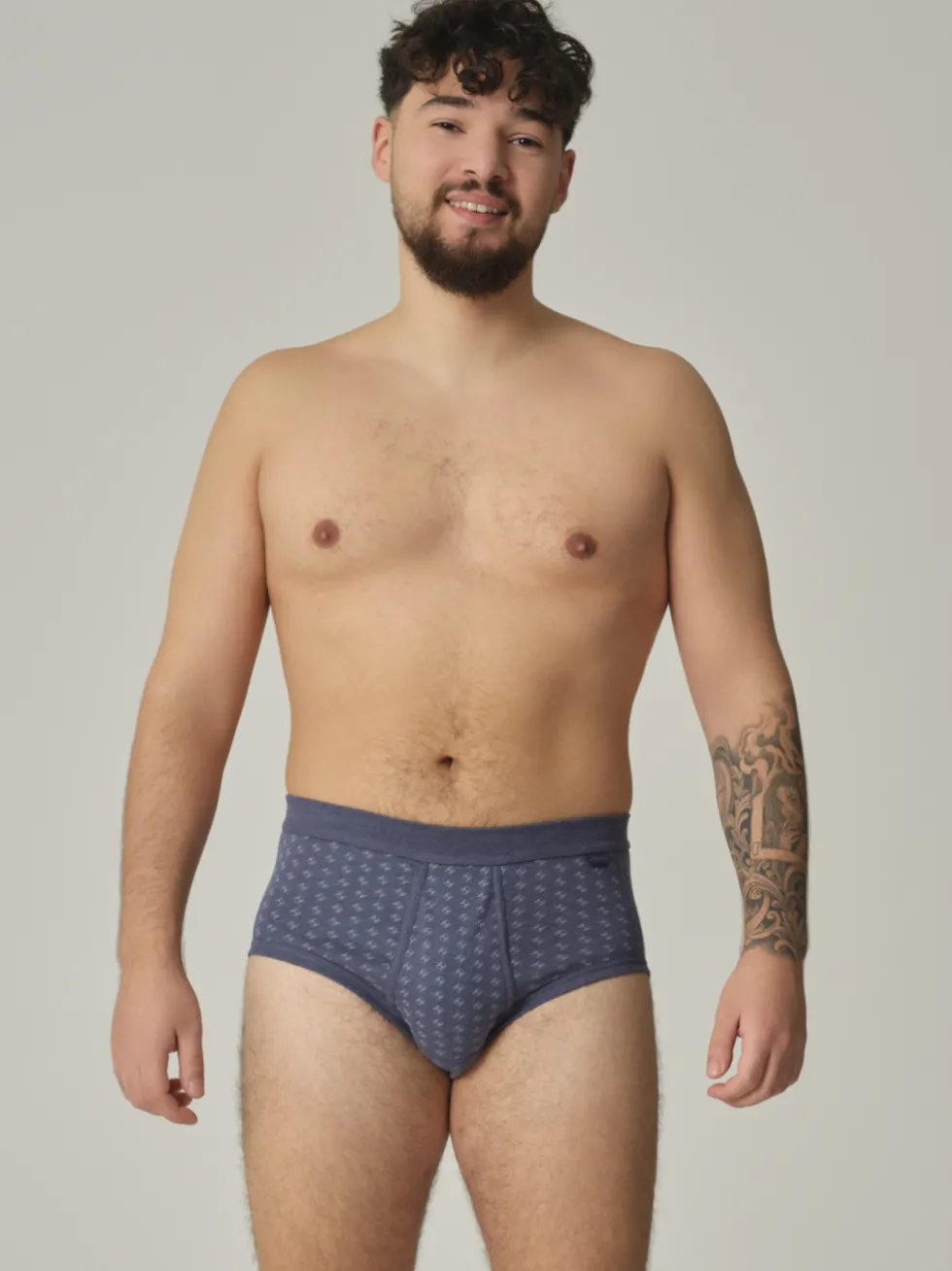Slip mit Eingriff