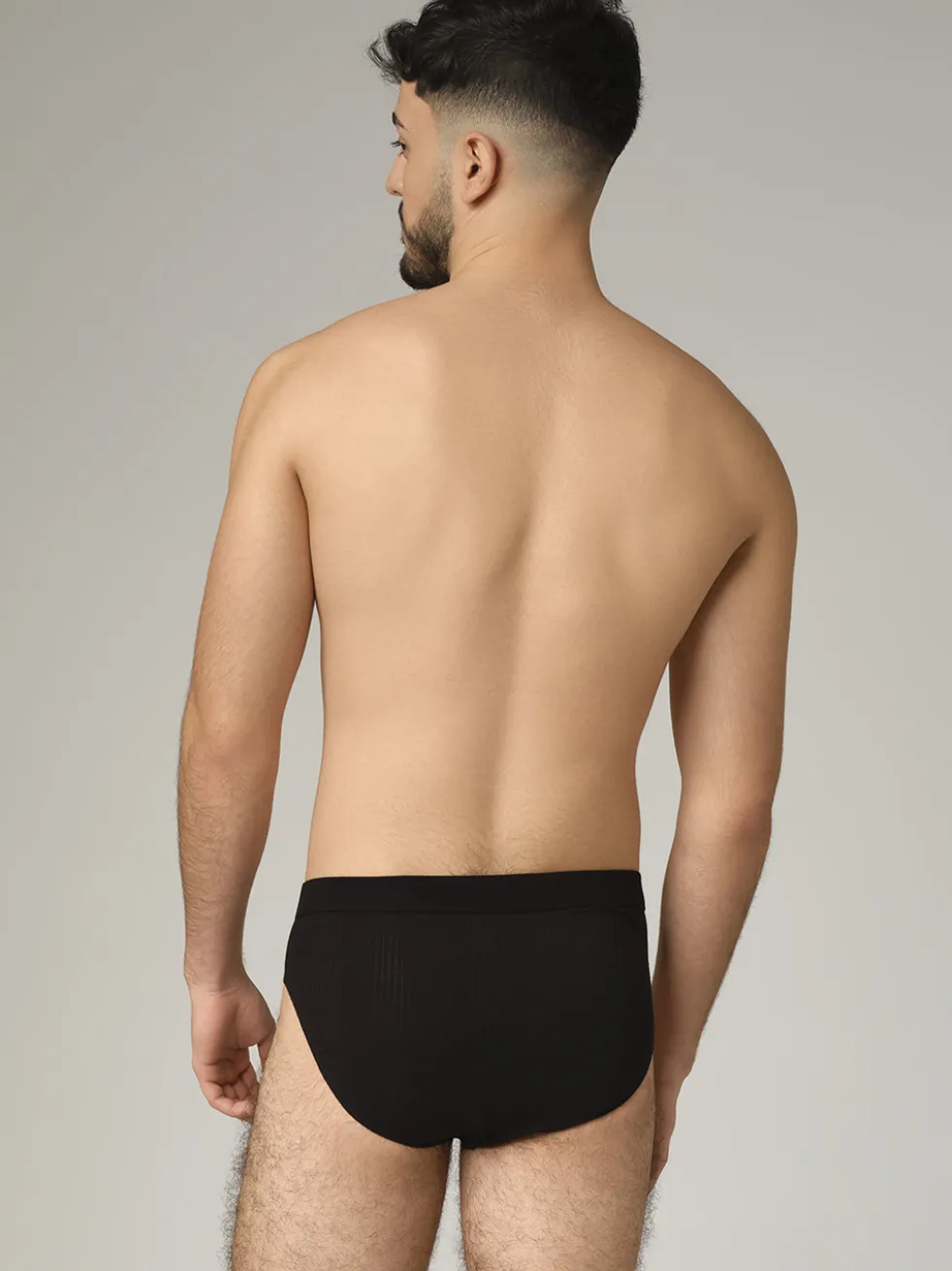 Slip mit Nadelzug