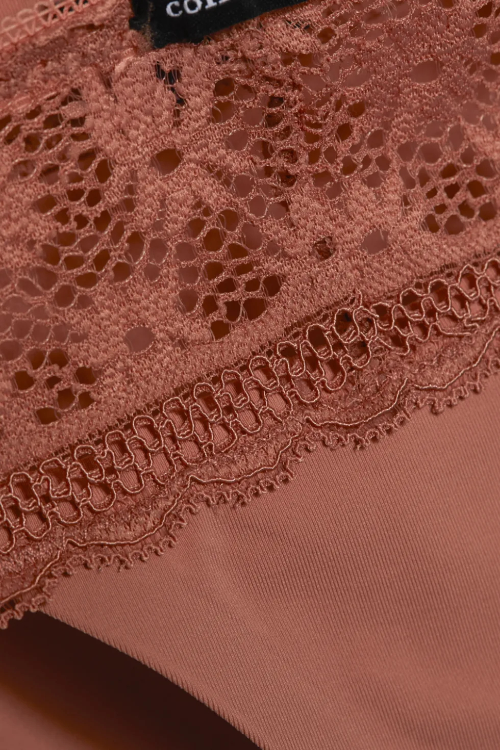 String mit Spitze